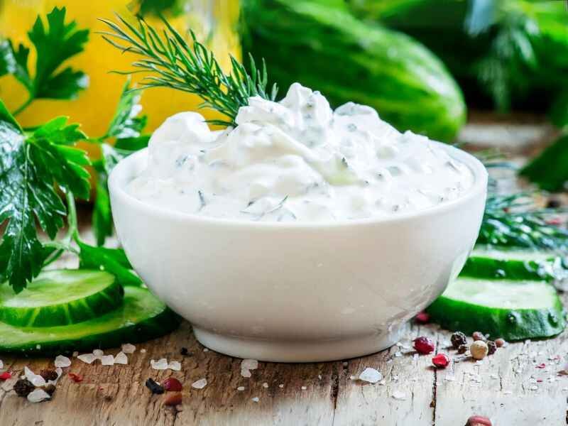 Healthy and Flavorful Gluten-Free Greek Yogurt Tzatziki Dip