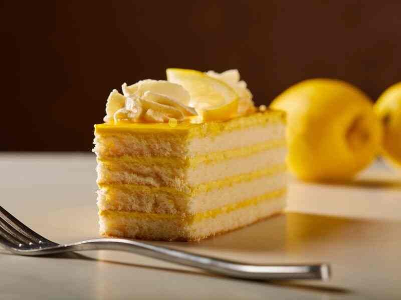 serve Lemon Eclair Cake