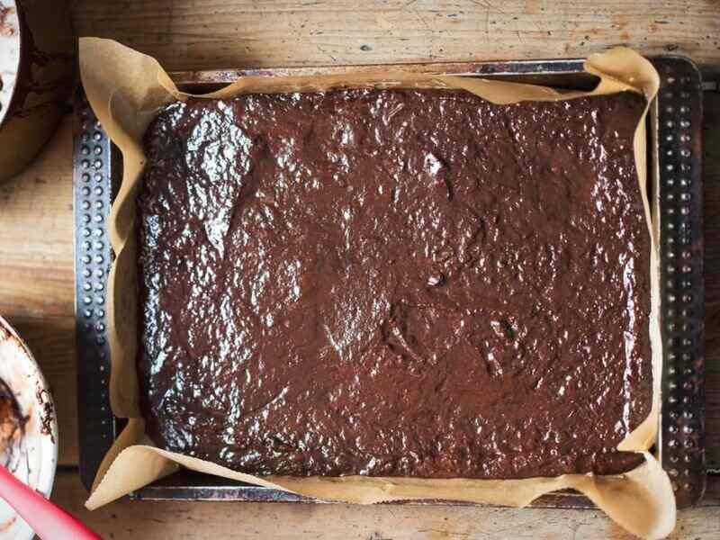 Bake the Slutty Brownies