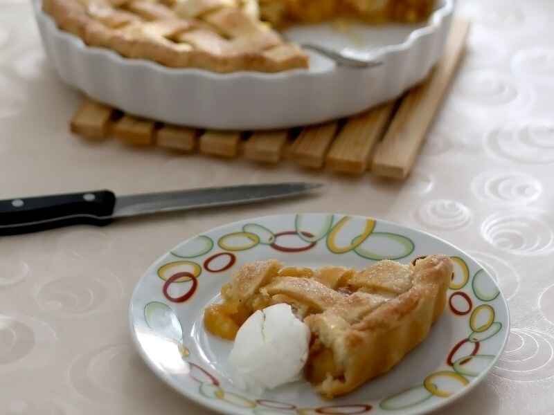 Serve Canned Peach Pie