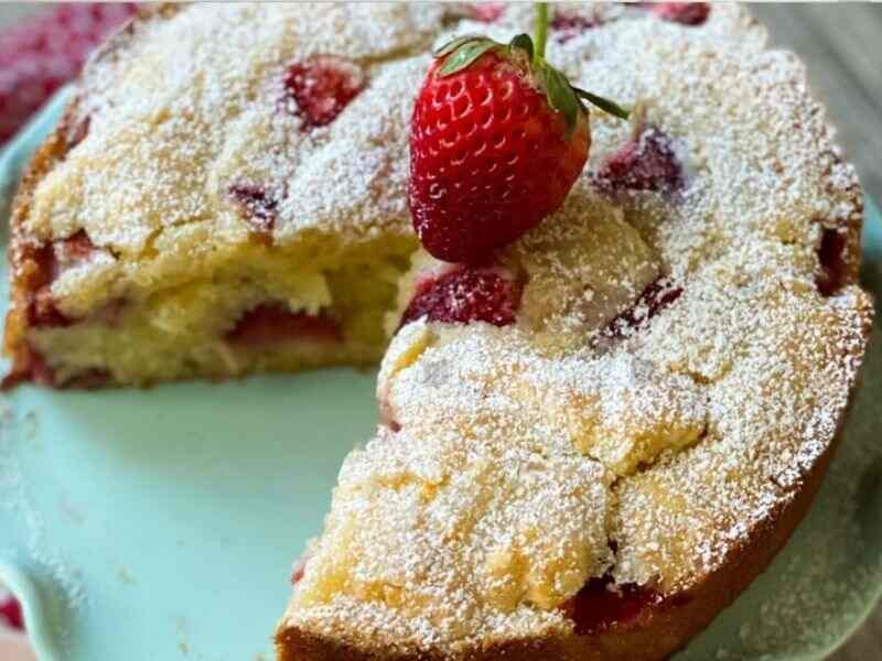 Strawberry Ricotta Cake