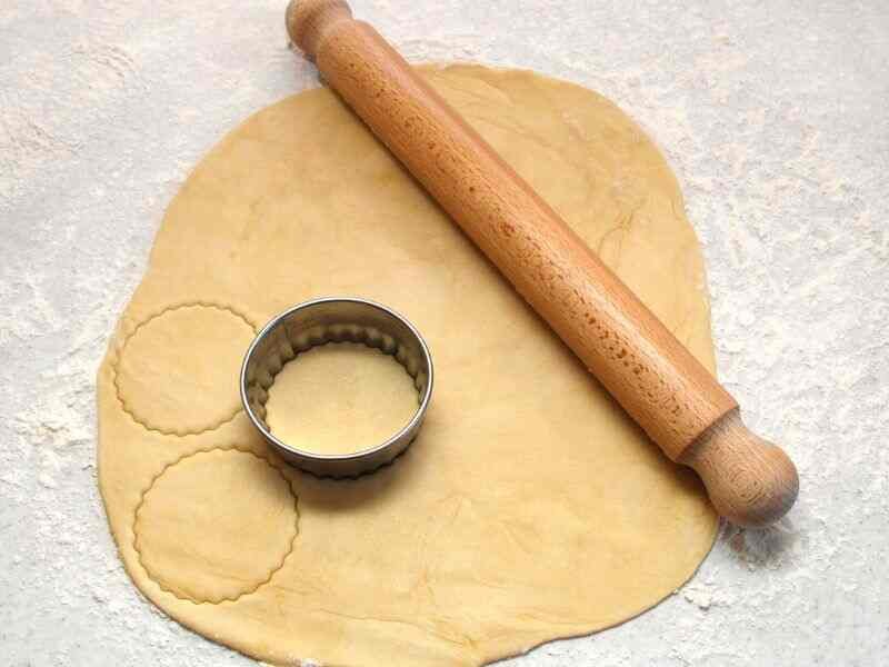 cut out rounds of pastry