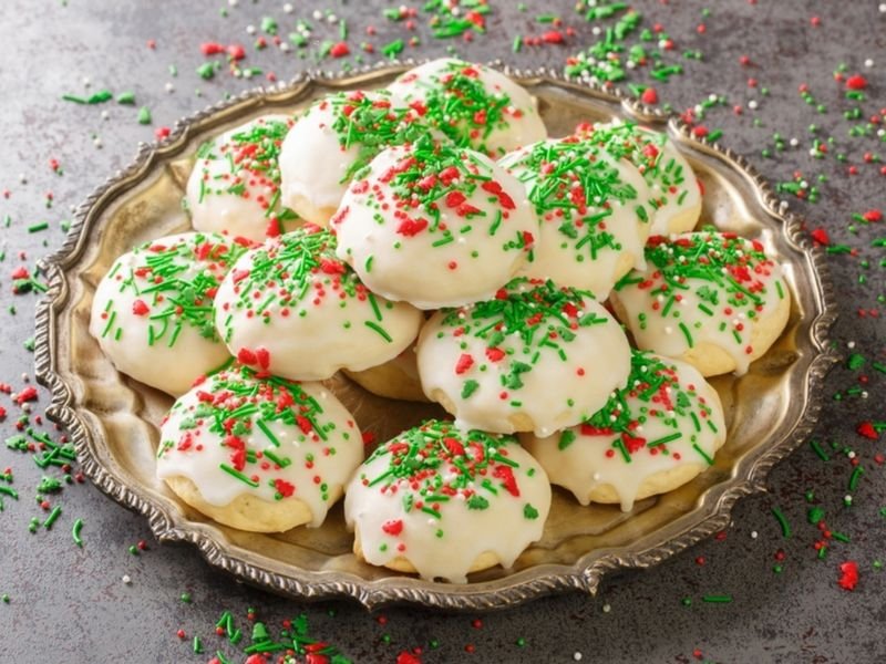 Serve Italian Christmas Cookies