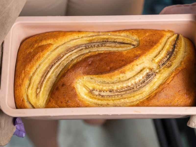 cool in the pan Vegan Banana Bread