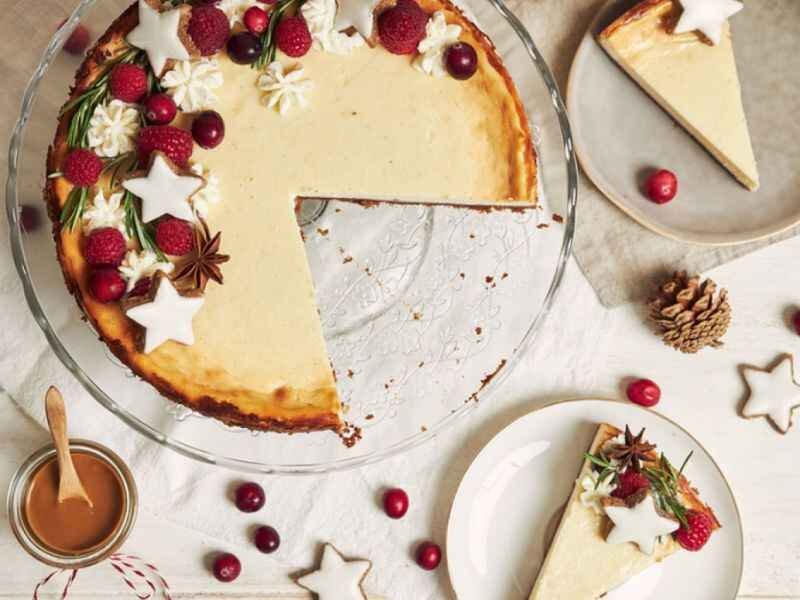 serve Christmas Cheesecake